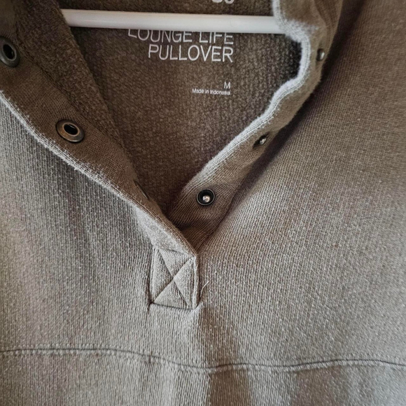 SO Brand Sage Green Sweatshirt - Picture 3 of 3